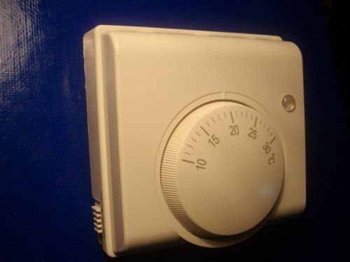 Termostato Ar Condicionado Faixa 10 A 30ºc, Led E Tecla